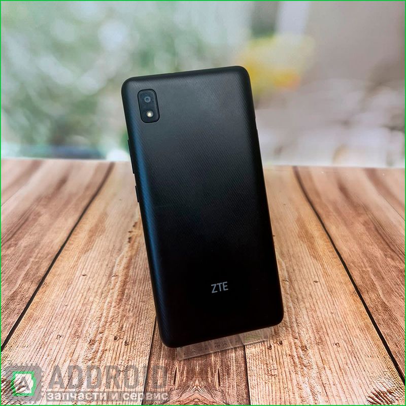 Смартфон ZTE Blade L210 1\32GB Черный (витринный)