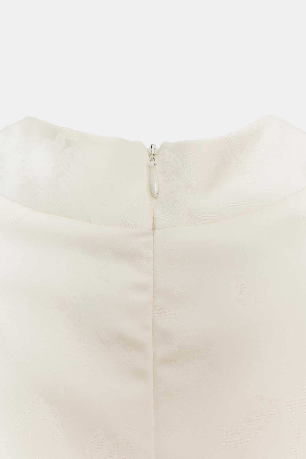ZARA МИНИ-ПЛАТЬЕ ИЗ ЖАККАРДОВОГО АТЛАСА НА ПУГОВИЦАХ, ЭКРЮ