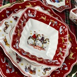 Lenardi 305-181 Квадратный салатник 15х4см НОВЫЙ ГОД в под.уп.(х36)Фарфор