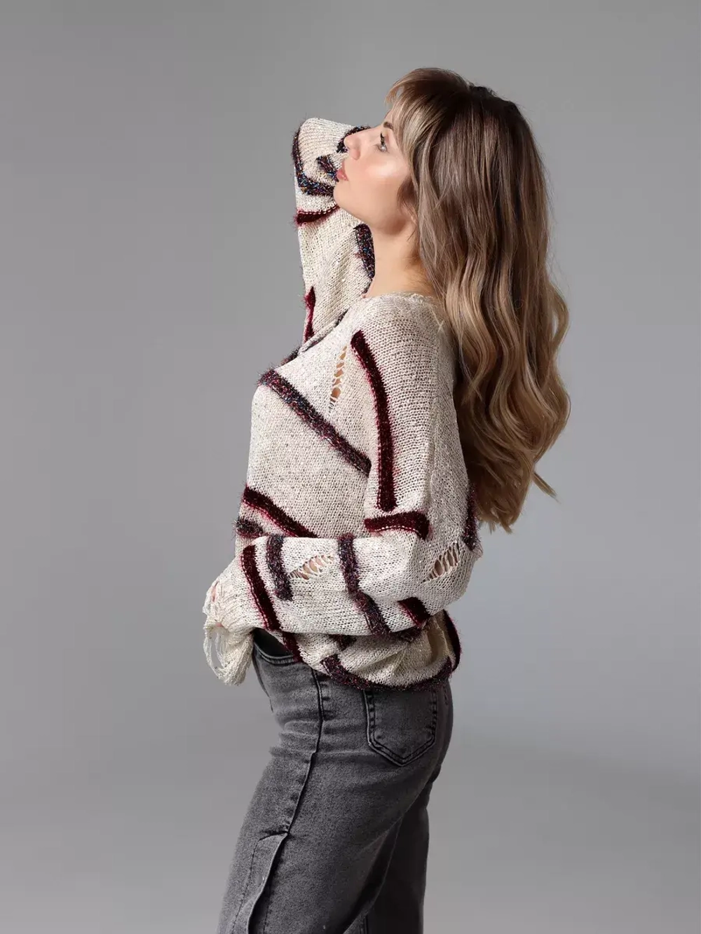 Свитер рваный паутинка