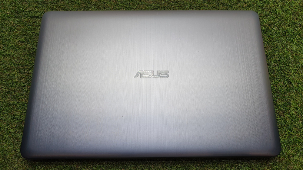 Ноутбук ASUS Pentium/4Gb/VivoBook X541S X541SA-XO687/Windows 10