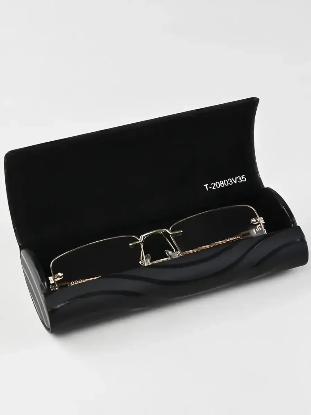 Футляр для очков