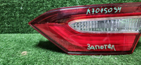 Фонарь правый внут Toyota Camry xv70 17-нв галоген