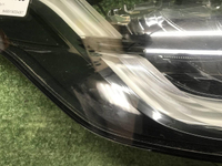 Битая Фара правая Land-Rover Discovery 5 16-21 LED
