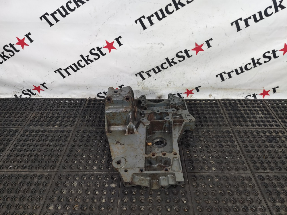 Кронштейн рессоры передней левый 2023г