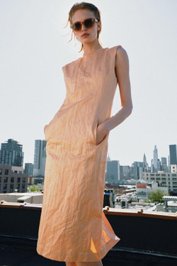 ZARA ПЛАТЬЕ МИДИ С ЭФФЕКТОМ ЖАТКИ — ZW COLLECTION, СВЕТЛО-ЛОСОСЕВЫЙ