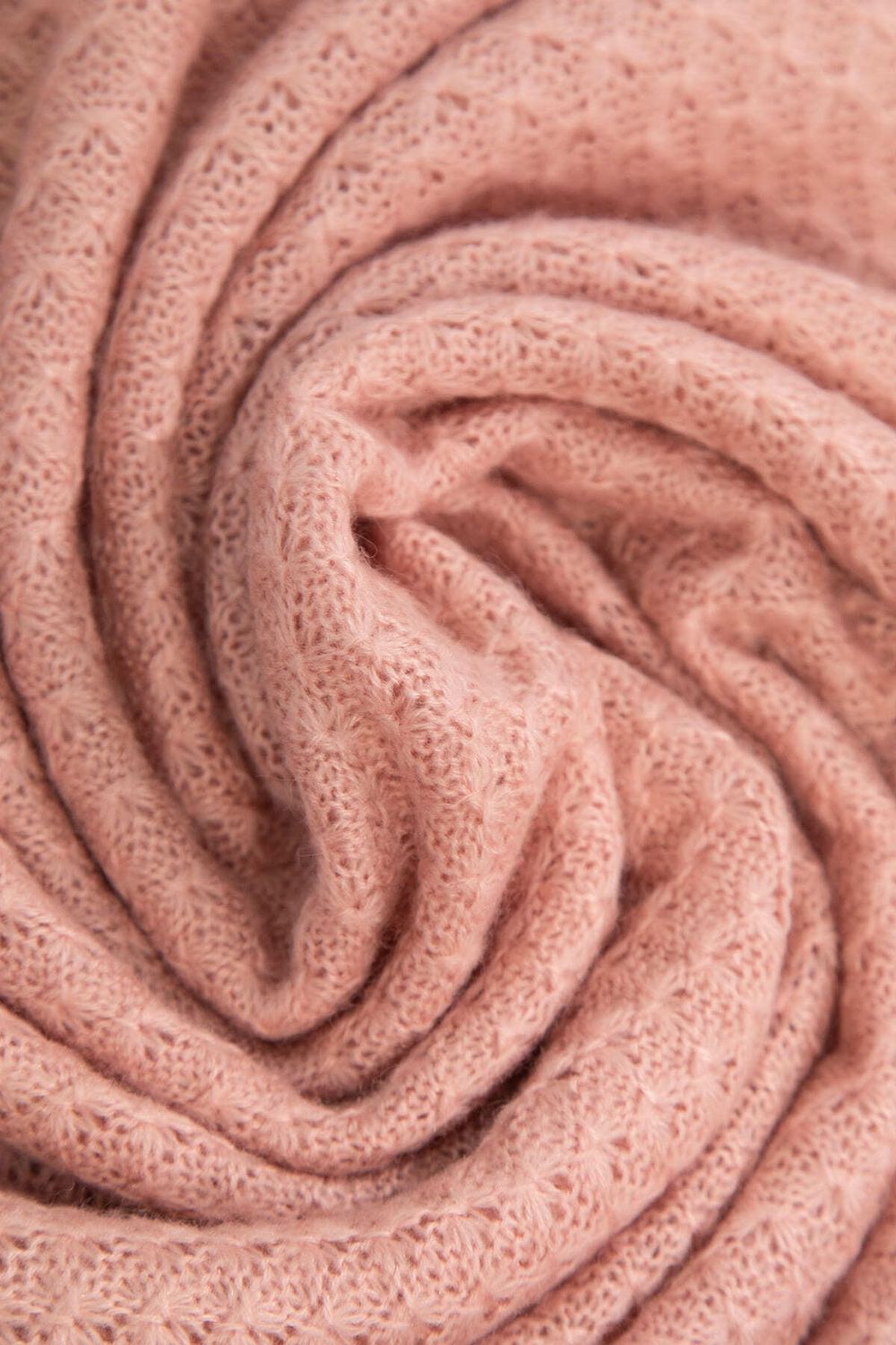 Вязаный палантин (пудра) ВП04-1М LT Collection