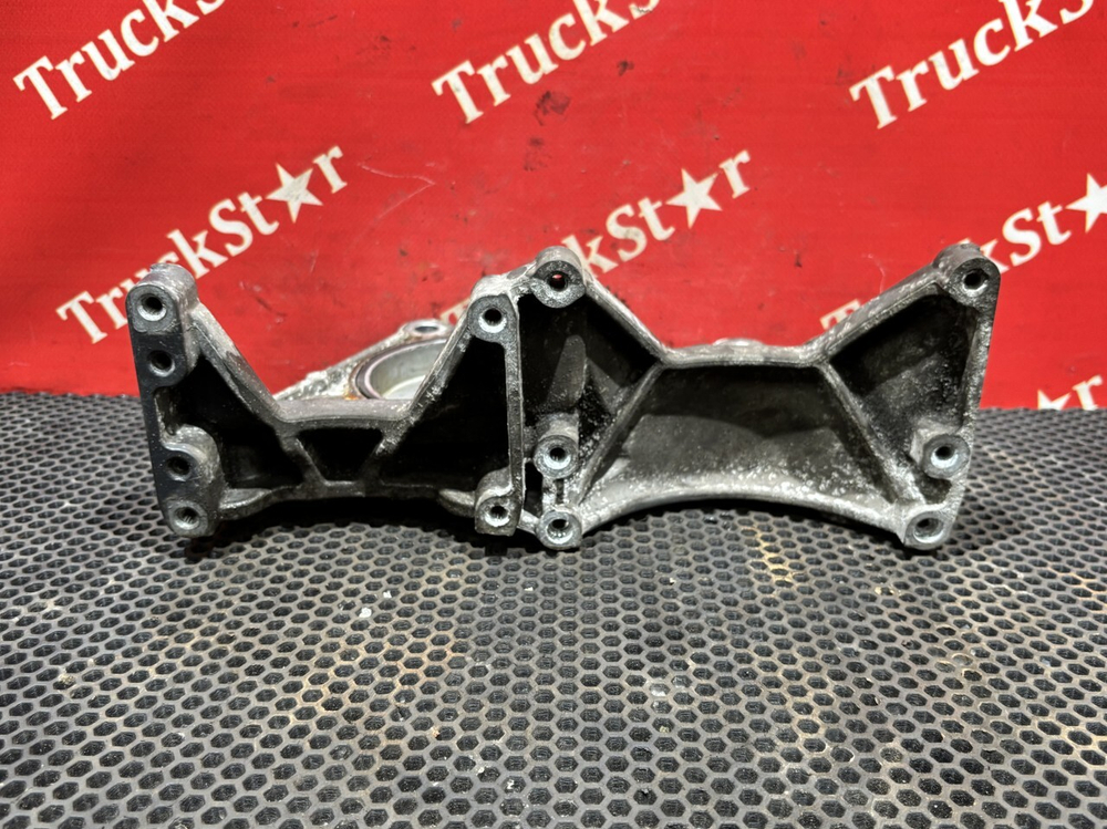 Кронштейн компрессора кондиционера 2021г.