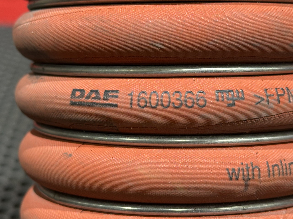 Патрубок интеркулера