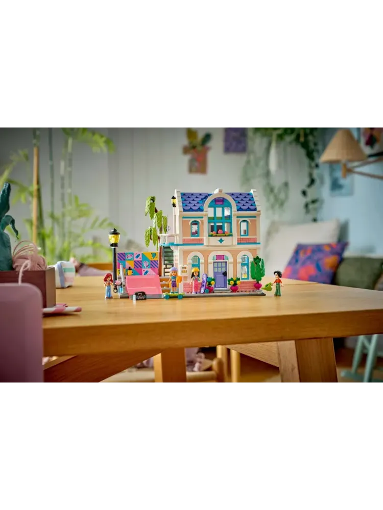 Конструктор Friends 42687 Дом семьи Лианн