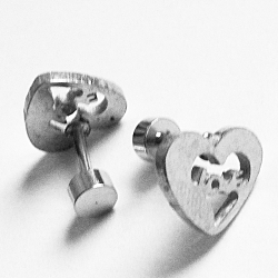 Серьга гвоздик "Сердце" (6мм) для пирсинга ушей. Медицинская сталь. Цена за 1 штуку.