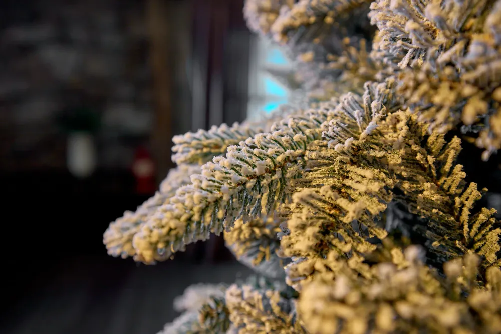 Заснеженная елка «Noel» (Литая+пвх) 150 см / 1,5 м