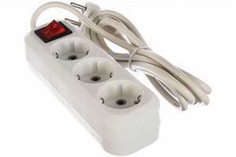 Удлинитель 3 гнезда 3м.с/з 16А/3,5кВт .Smartbuy(SBE-16-3-03-Z)