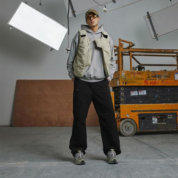 Asics Gel&#39;Kahana TR v2 - это универсальный аксессуар, который станет отличным дополнением к вашему образу.