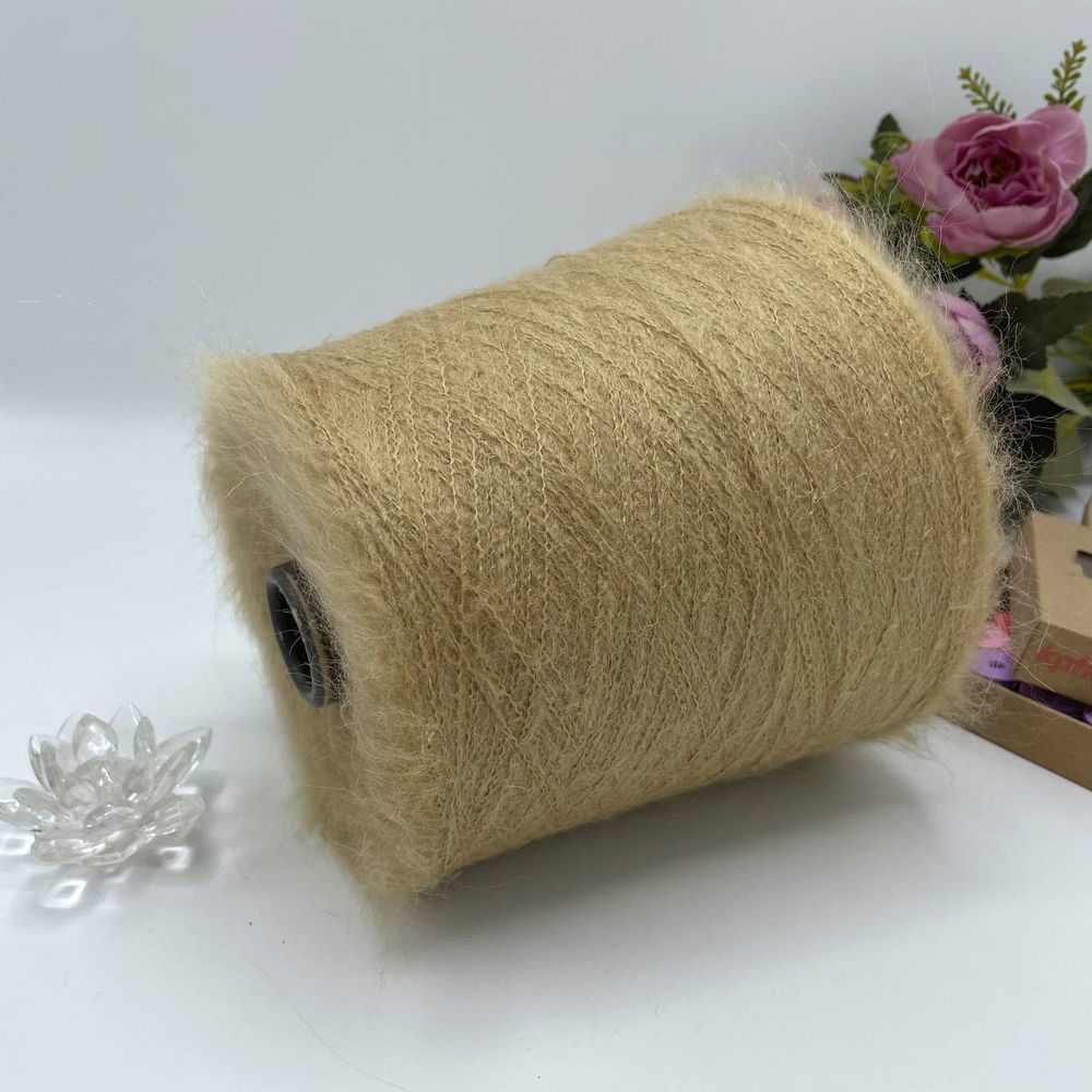 UGO PUCCI 30% кид мохер 30% полиамид 40% полиакрил