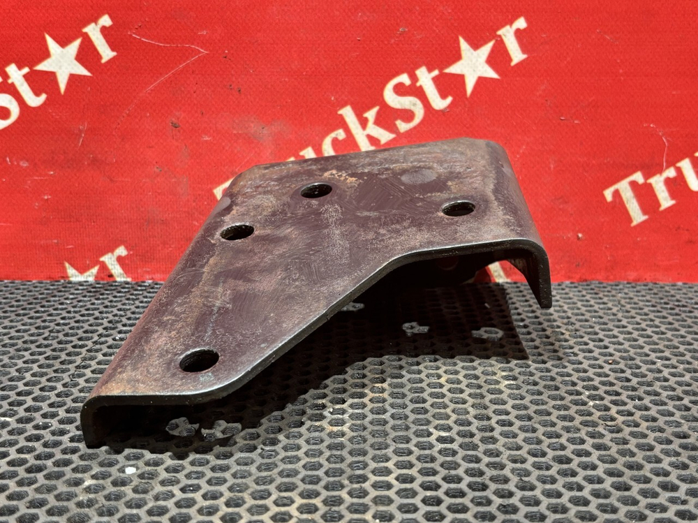 Кронштейн кабины задний правый