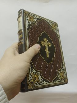 "Библия" Книга в кожаной обложке в подарочном коробе