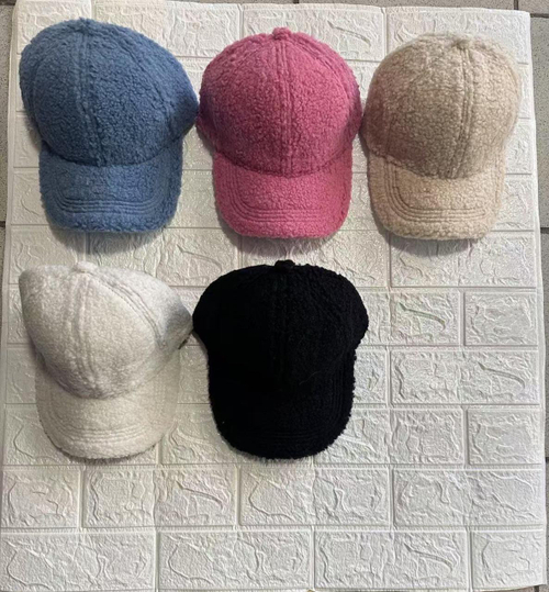 Утеплённые бейсболки