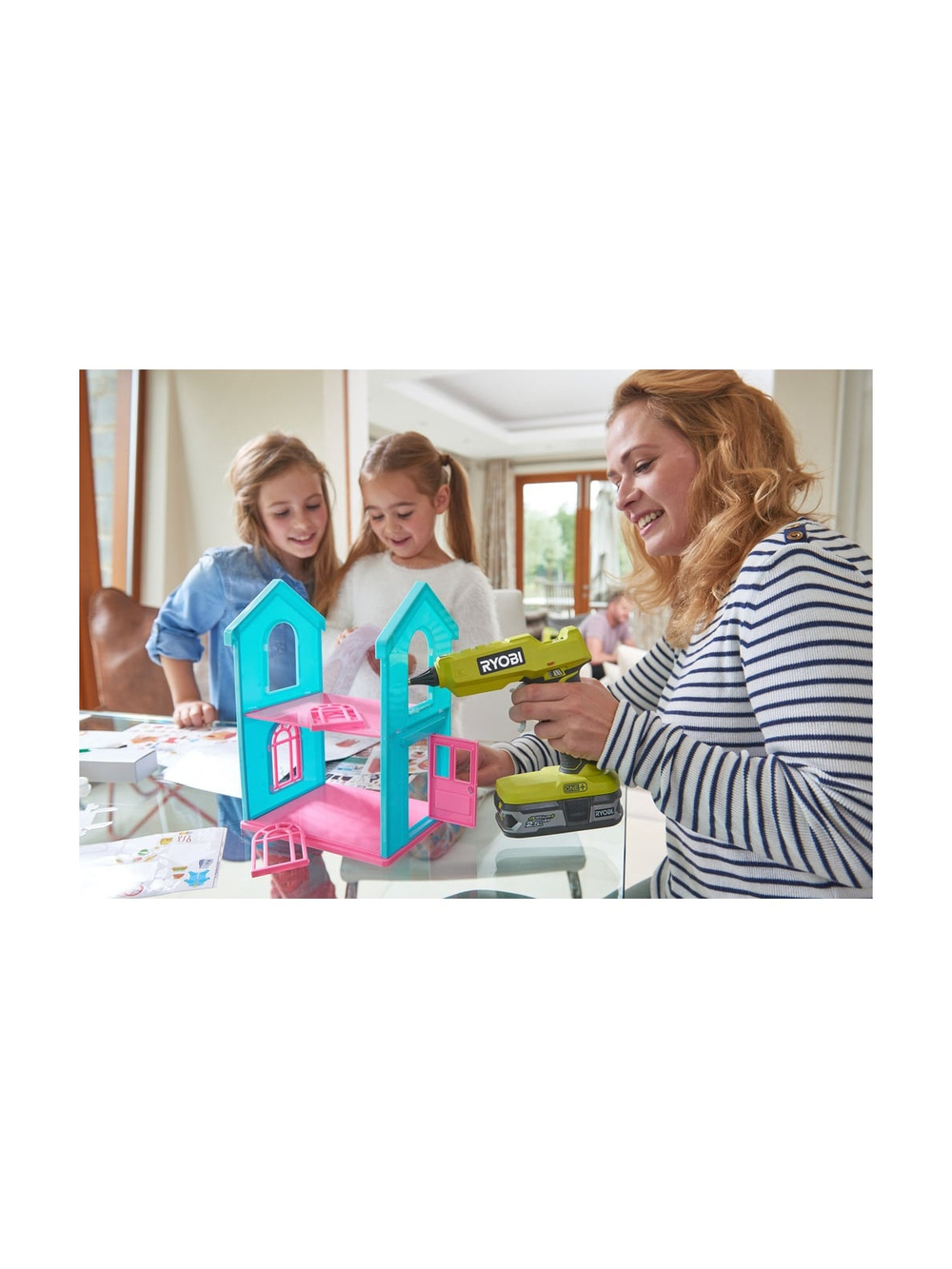 Клеевой пистолет Ryobi ONE+ R18GLU-0 5133002868