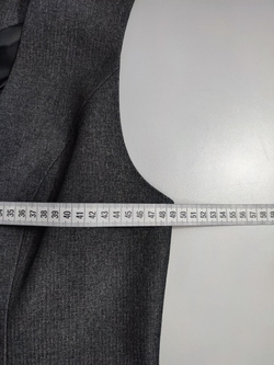 Жилет Bravo костюмный 52 размер, новый