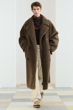 Тренчи и плащи ZARA