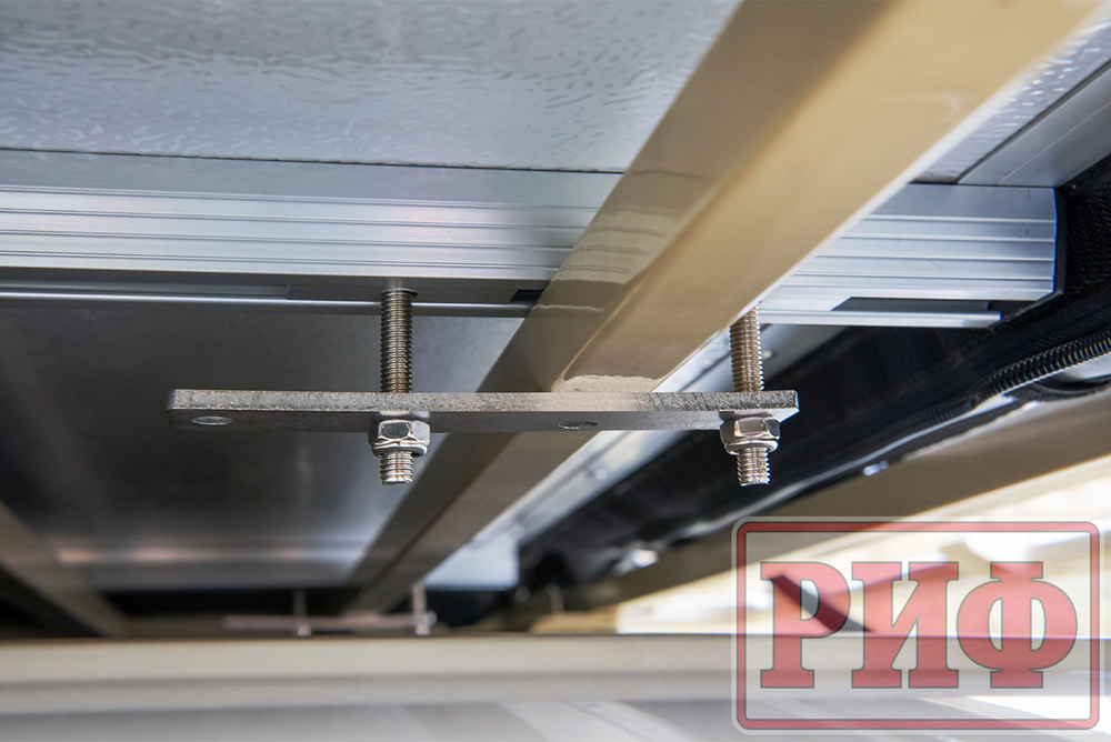 Палатка на крышу автомобиля РИФ Soft RT02-180 PRO, тент серый, 180х(240+70)х115 см