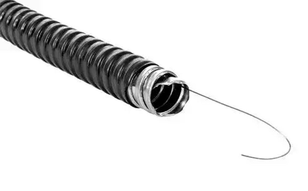 Металлорукав 15мм в ПВХ (20м) с проволокой для протяжки - защита кабеля в стенах, полу, на улице. Оцинкованная сталь.