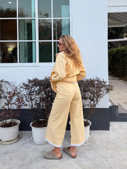 Костюм Village банан