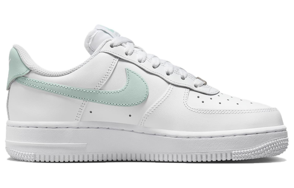 Кроссовки Nike Air Force 1 (Женская размерная сетка)