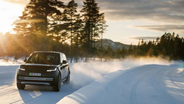 Range Rover Electric: первый электромобиль марки на 542 силы Range Rover Electric: первый электромобиль марки на 542 силы