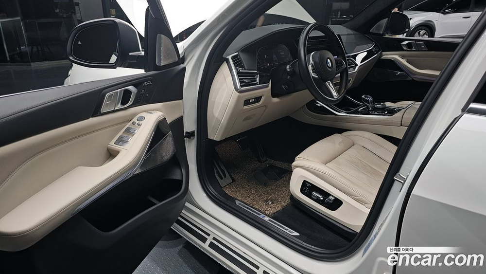 BMW X7 (G07) xDrive 40i M Sports 6-и местный (12.2021)
