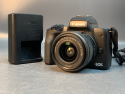 Canon EOS M50 Kit 15-45 mm 12000 кадров