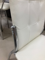 Стул Хилтон каркас хром квадрат основание экокожа белая