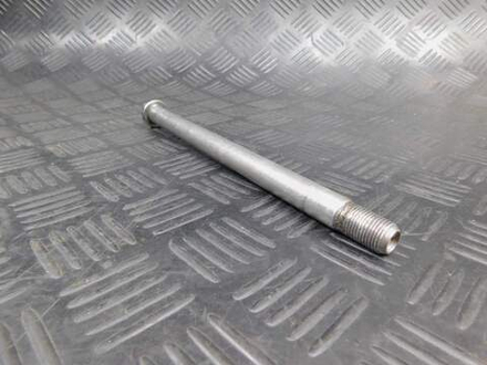 Ось переднего колеса Yamaha TDM850 RN03J 2001