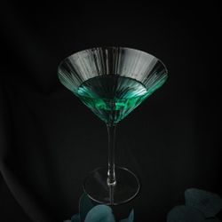 Рюмка коктейльная 450 мл Мартини зеленая Green Glass Optical d 13,2 см h19,1 см P.L. - BarWare [4]