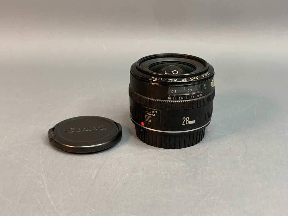 Canon EF 28mm 2.8 IS USM
