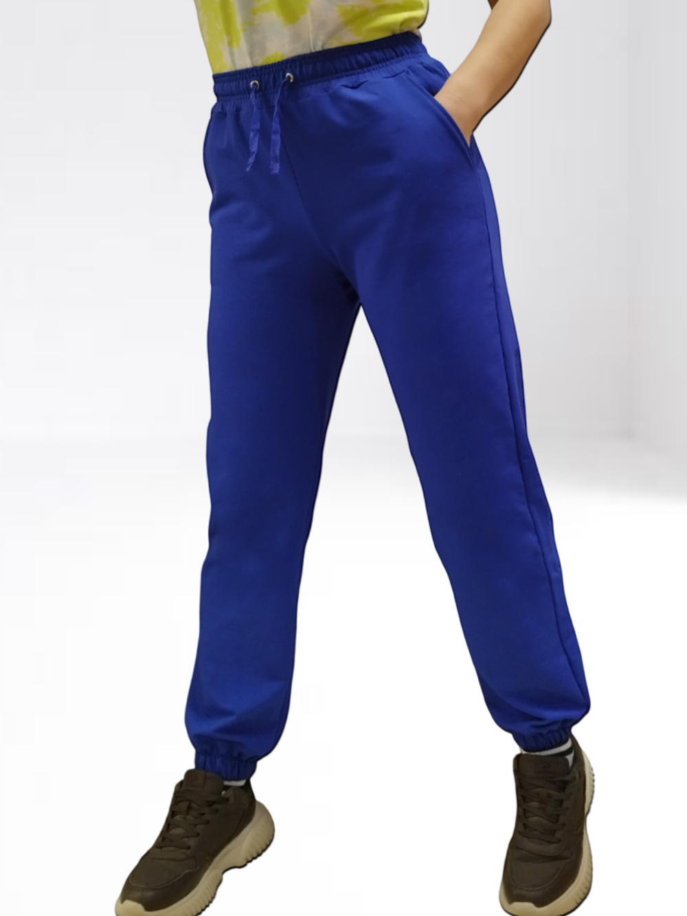 20822 Брюки женские внизу на резинке футер 2-х нитка васильковый (56)