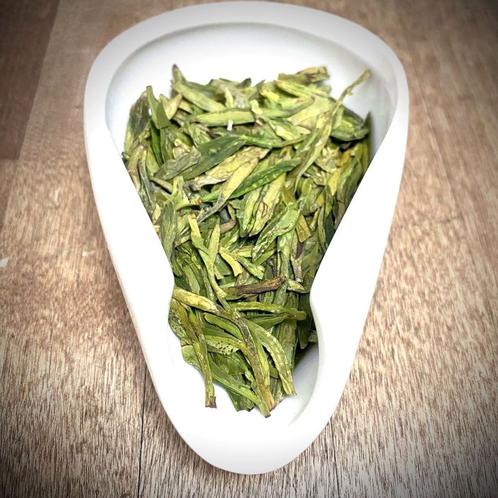 Колодец Дракона (Лун Цзин), весна 2025