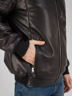 Куртка зимняя кожаная с капюшоном пуховик