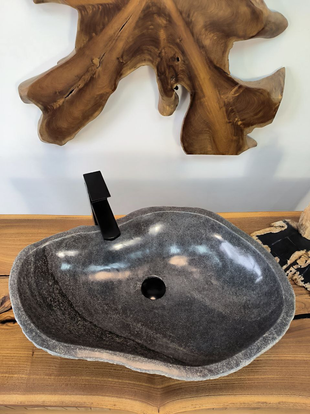 Раковина из речного камня RS-65892 66х42х15 из натурального камня