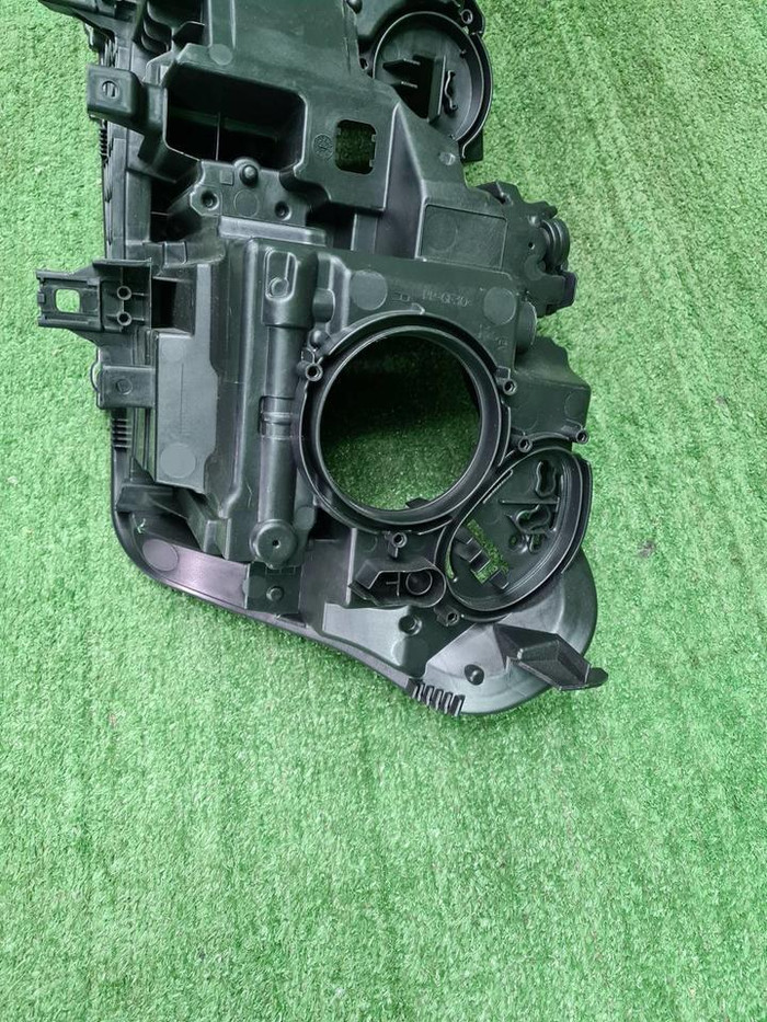 Корпус фары правый BMW X5 G05 (2018-2023) Laser