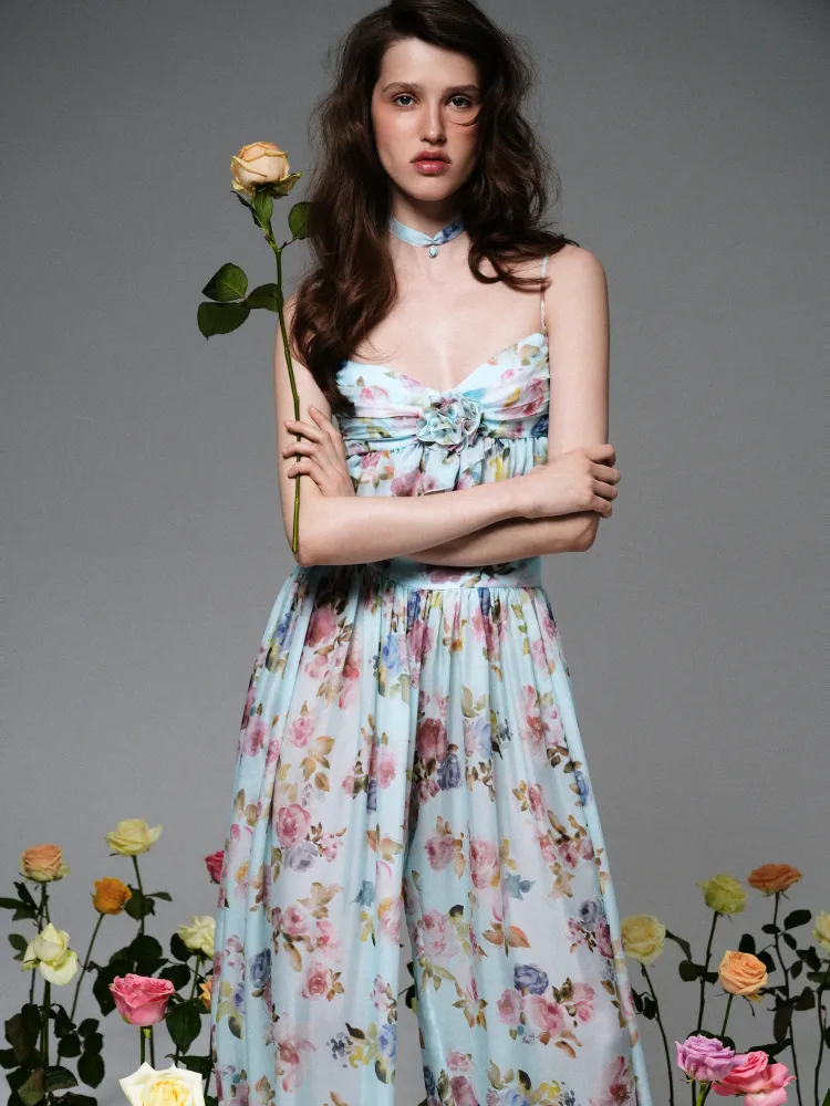 Уиллоу (Willow), топ из голубого шифона с цветочным принтом, с розой