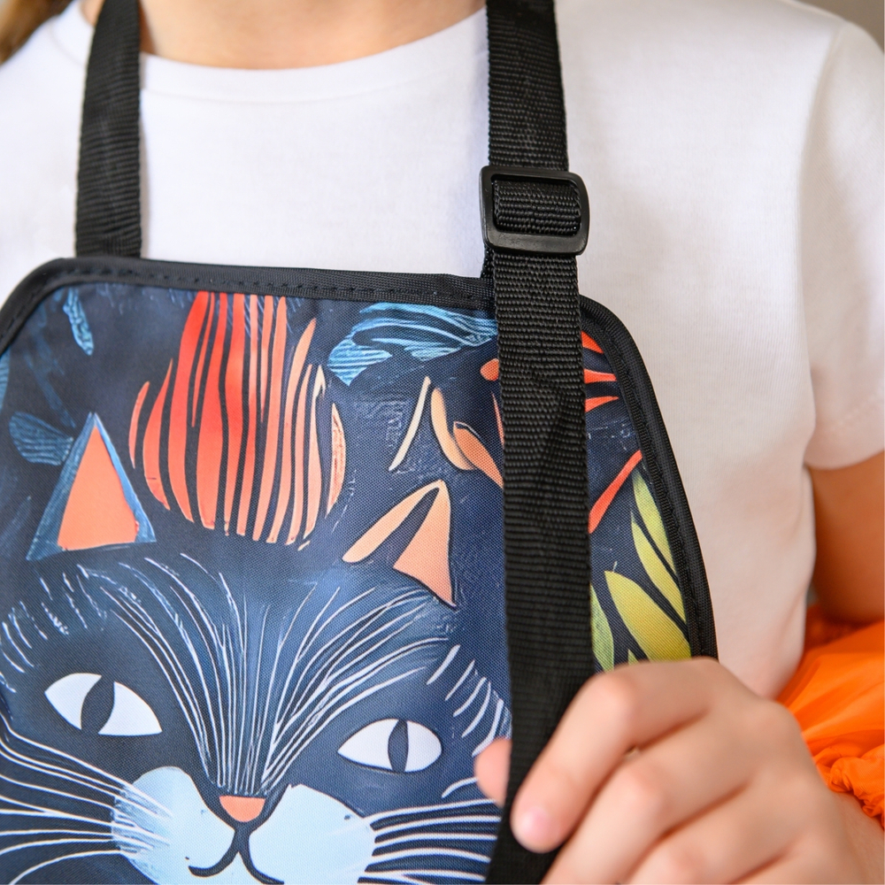 Фартук для творчества с застёжкой фастекс. Сказочные коты