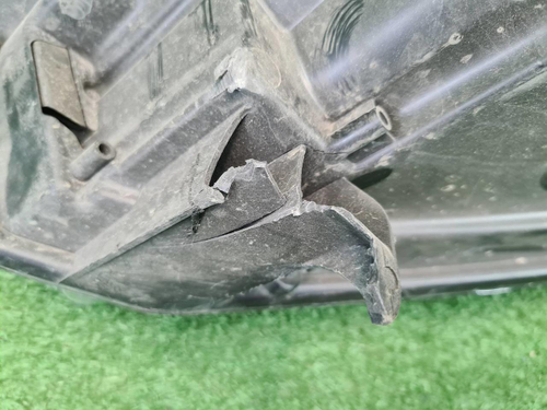 Битая Фара правая Lada Largus 1 (2021-н.в.) галоген