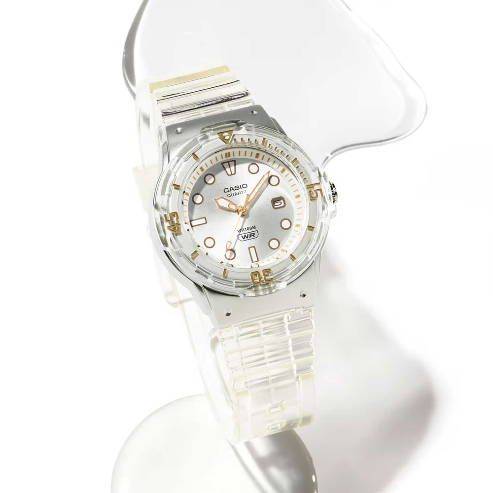 Часы Casio LRW-200HS-7E