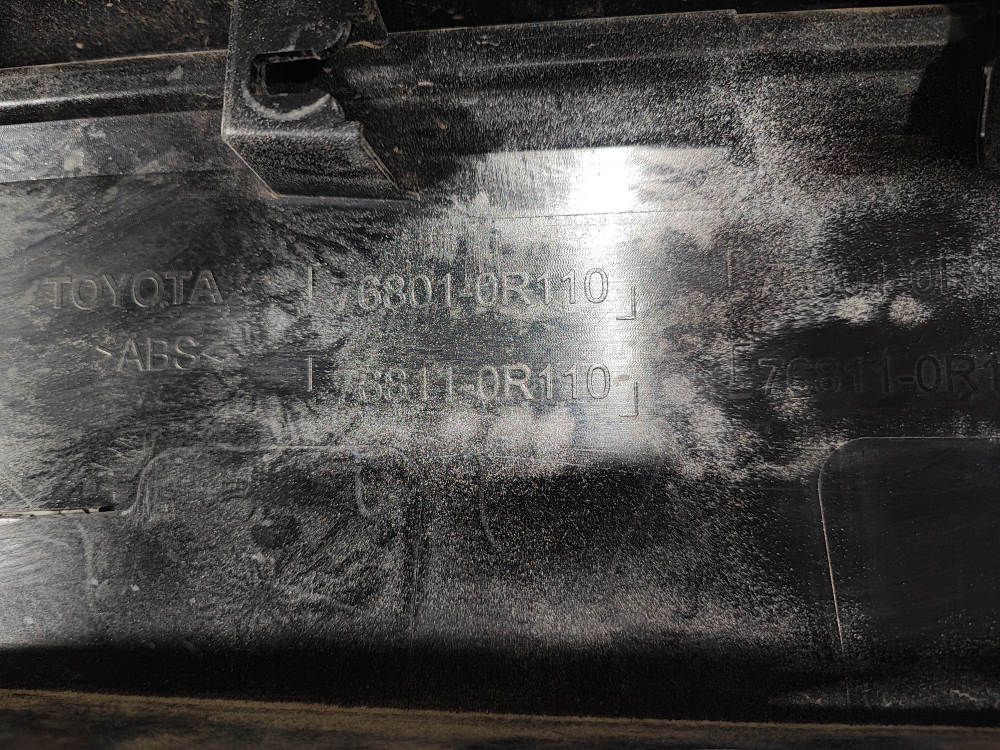 Накладка крышки багажника Toyota RAV4 V (XA50) 18-нв Б/У Оригинал 768010R110