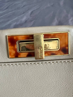 Сумка Fendi Peekaboo