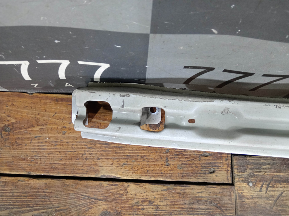 Усилитель заднего бампера Geely Coolray 19-нв Б/У Оригинал 5052023000C15