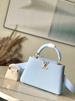 Louis Vuitton Capucines BB