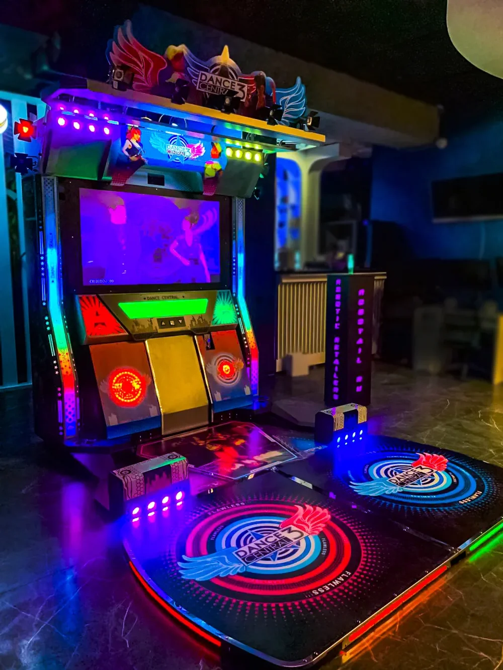 Танцевальный аппарат «Dance Central»